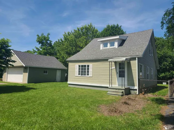 3129 Maplewood St, Monroe, MI 48162