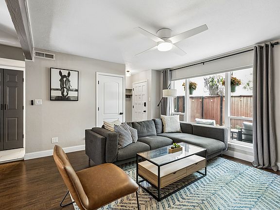 5th image of 2702 Douglas Ave #127