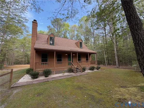 2477 Calno Rd, Hanover, VA 23069