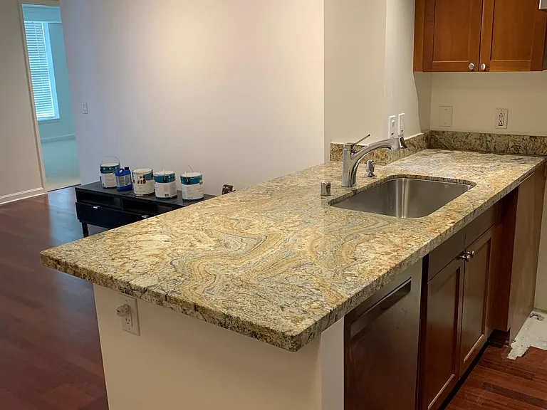 400 Beale St #1210 — Photo 10