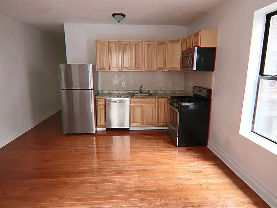 13 Cumming St #2G
