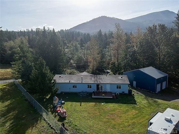 4th image of 25925 348th Ave SE