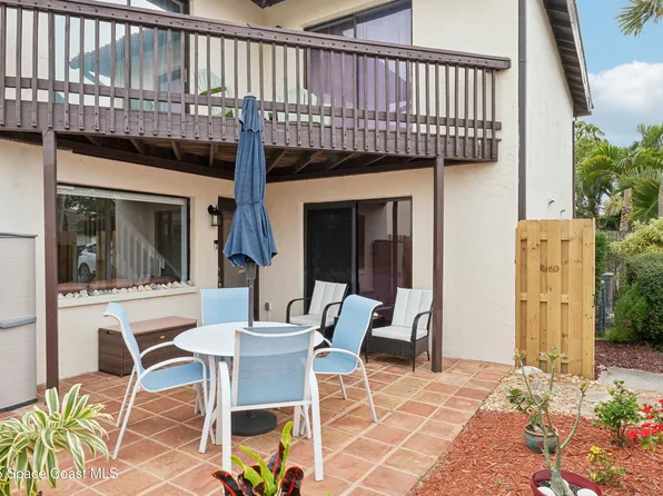 3253 Sea Oats Cir, Melbourne Beach, FL 32951