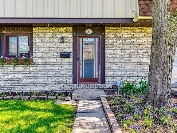 4th image of 93 Hansen Rd N #100
