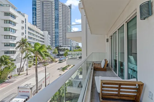 6362 Collins Ave #502 Photo 1