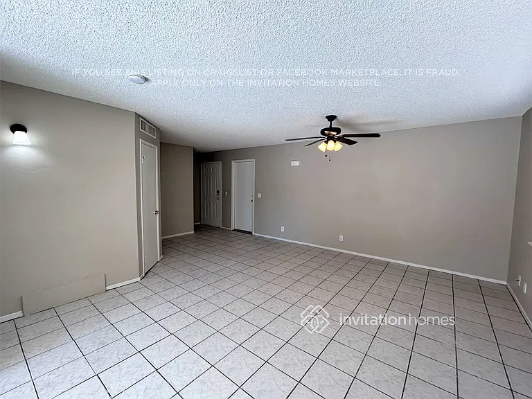 901 Calico Hills Ct — Photo 3