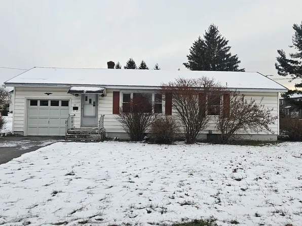 77 Chapel Place, Amsterdam, NY 12010