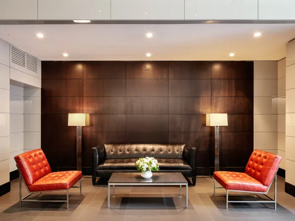 155 West 21st Street image 5 of 7