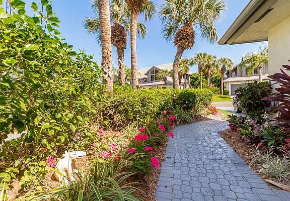 Home For Sale In Boca West