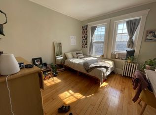 1149 Commonwealth Ave ROOM 6, Allston, MA 02134