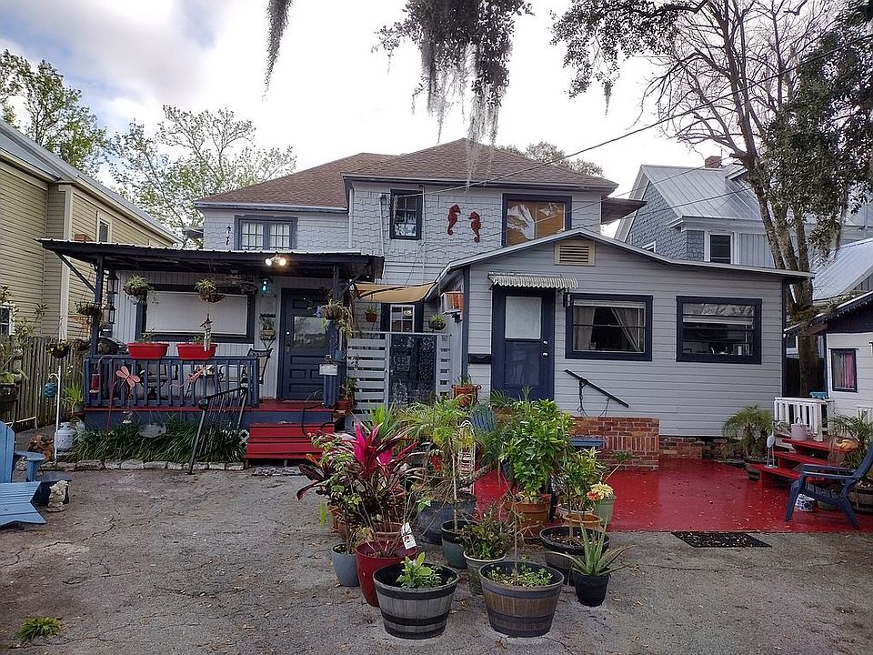 1st image of 208 Palmetto St