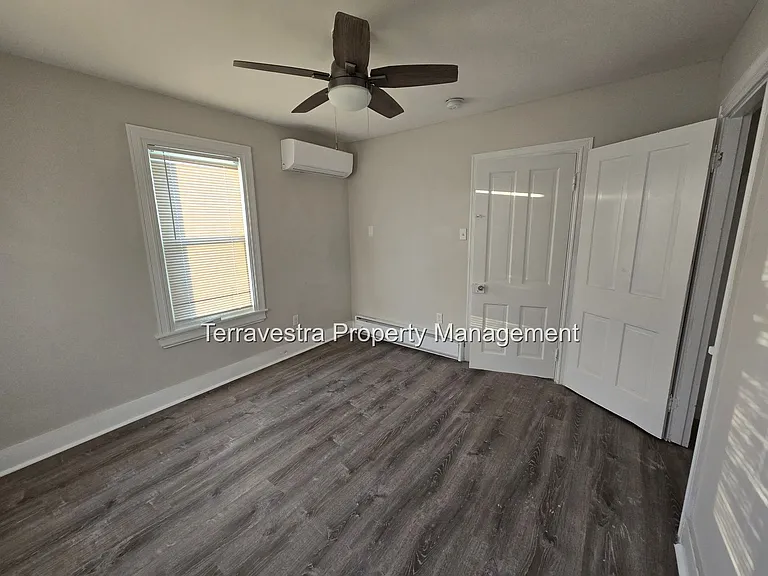 321-323 South 5th Street — Photo 24