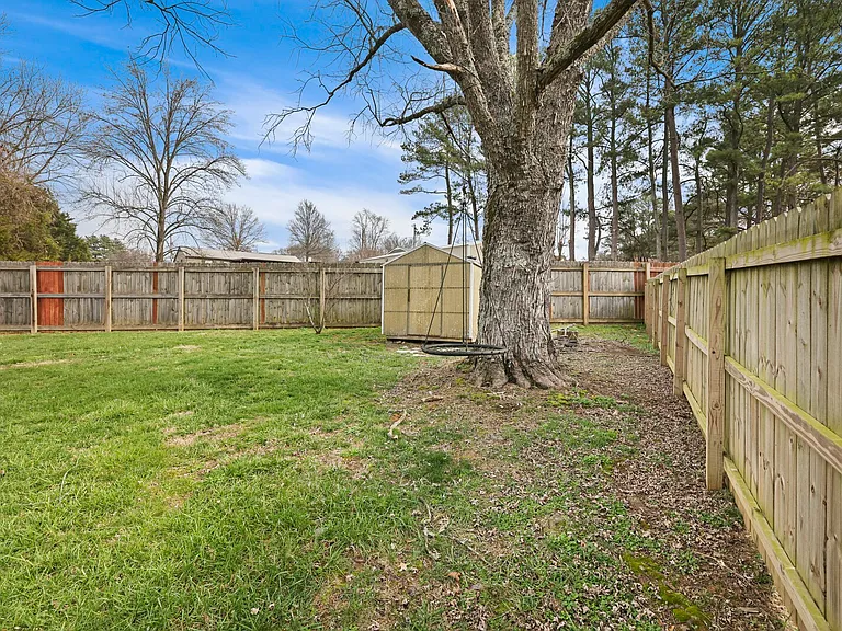 3826 E Ridge Dr — Photo 20