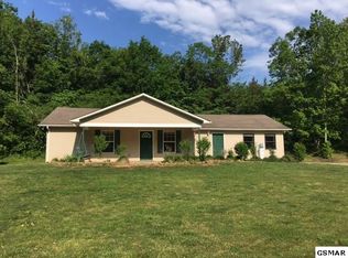 3241 Sims Rd, Sevierville, TN 37876