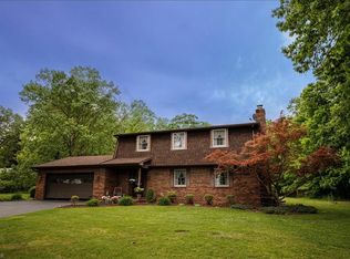 1609 Sharon Hogue Rd, Masury, OH 44438