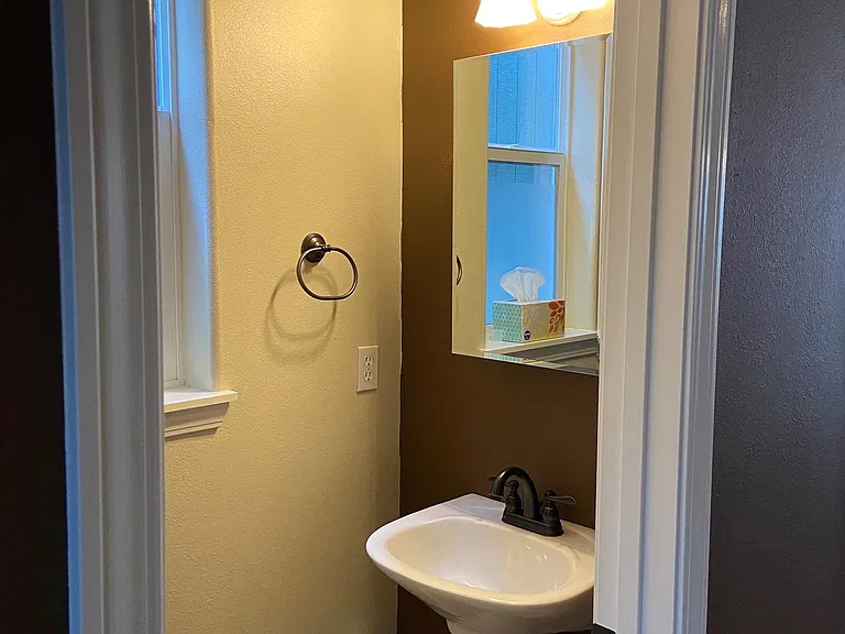 Powder room