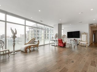 4521 San Felipe St UNIT 2104, Houston, TX 77027