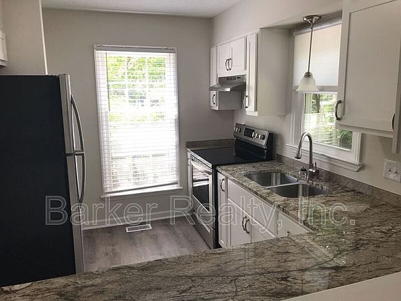 5th image of 4102 Arckelton Dr