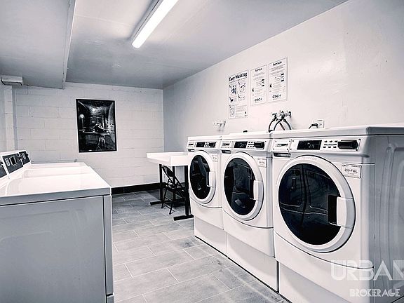 4th image of 123 Bank St APT 690