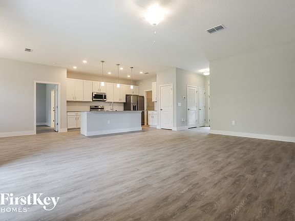 2nd image of 5020 Kingsman Ave