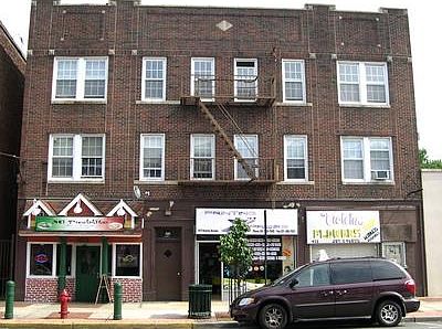 2nd image of 412-414 Kearny Ave #8