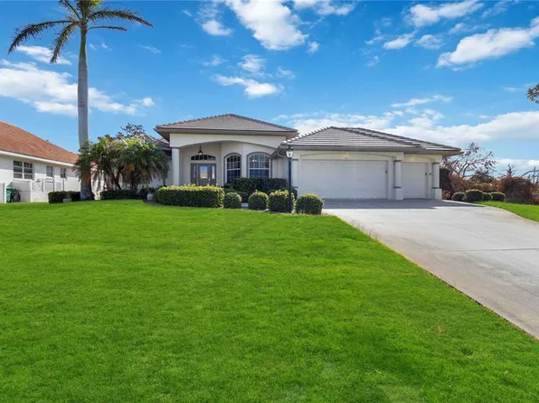 19 Leeward Dr, Placida, FL 33946