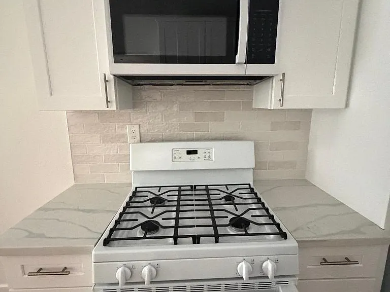 311 N Howard St #4 — Photo 10