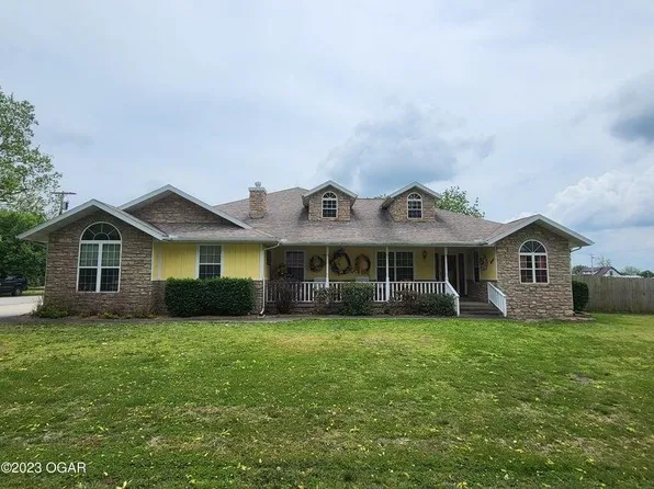 202 W Santee Street, Wheaton, MO 64874