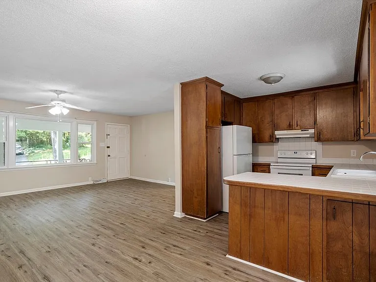 5302 Covey Ct — Photo 4