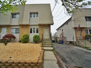 290 Annadale Rd, Staten Island, NY 10312