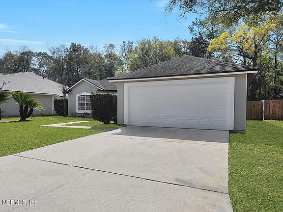3rd image of 8230 PROVINCIAL Circle S