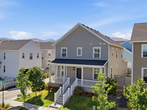 11708 S Silver Pond Dr, South Jordan, UT 84009