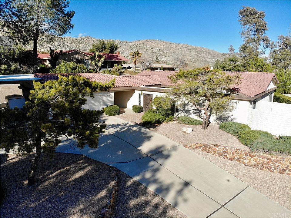 1st image of 54940 Camino Del Cielo Ct