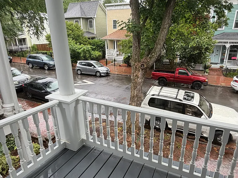 618 S Laurel St #B — Photo 9
