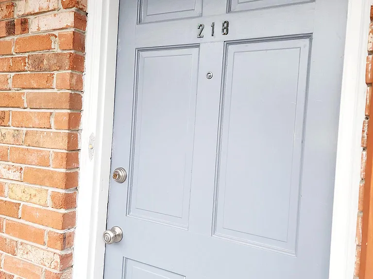 8401 N New Braunfels Ave #218 — Photo 15