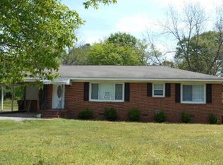 5750 Knowles Dr, Macon, GA 31216