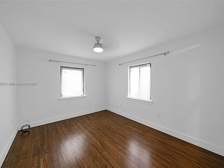 3261 SW 20th St — Photo 31