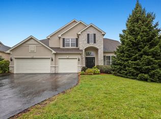 1696 Saint Andrew Dr, Vernon Hills, IL 60061