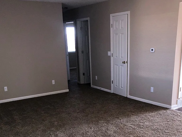 Chateau Bellevue — Photo 17