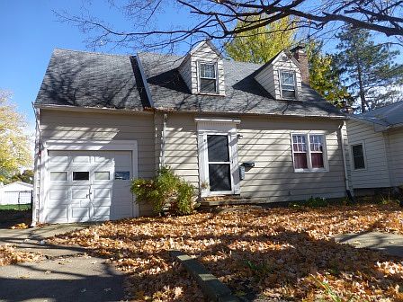 1st image of 819 S 20th St