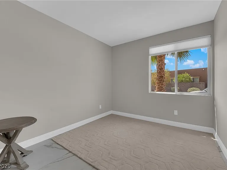 10254 Kesington Dr — Photo 15