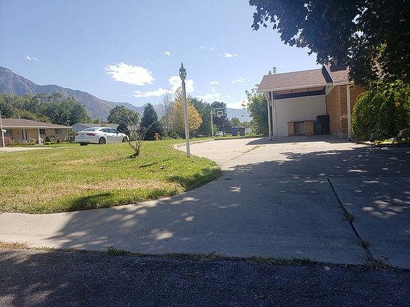 4th image of 2242 E Wilmott Dr