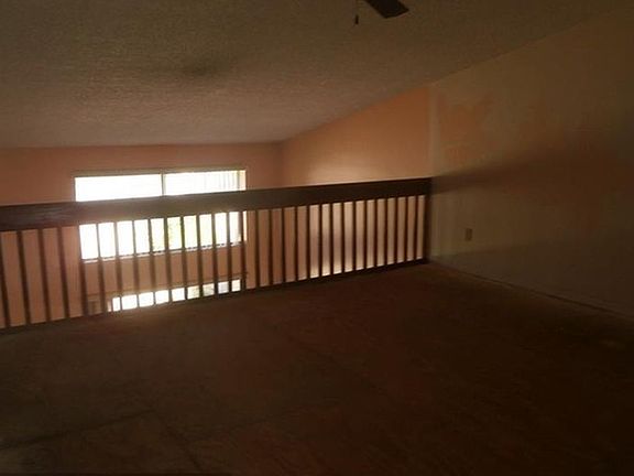 5th image of 405 NW 214th St APT 108