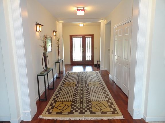 2nd image of 80 Pebble Creek Dr