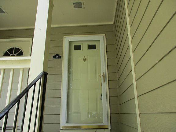 2nd image of 48 Middleton Ct SE