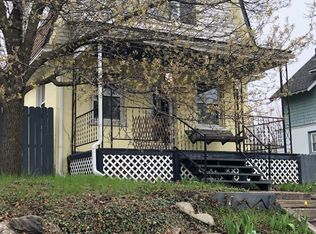 225 Edison St, Pontiac, MI 48342