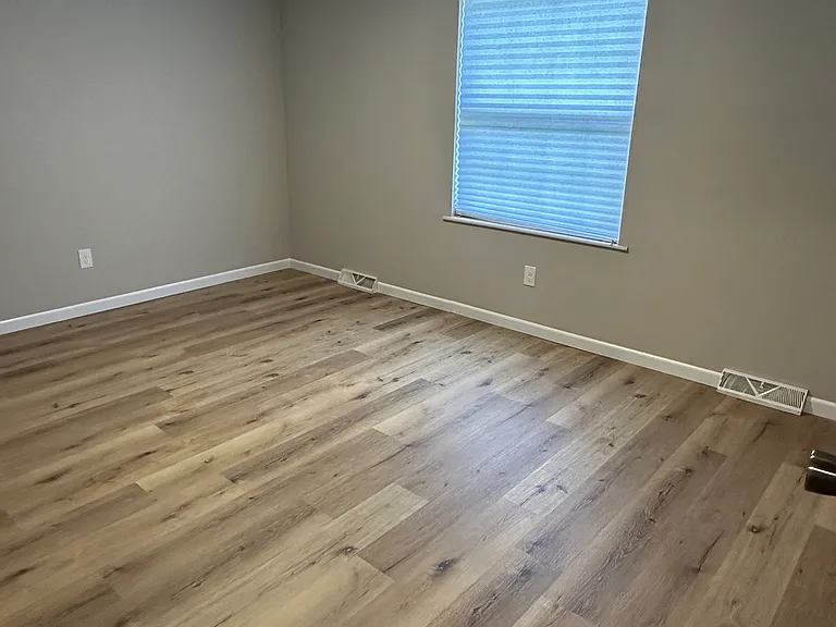 518 Lakeview Heights Dr #B — Photo 7