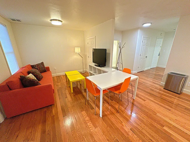 130 W 8th St #1 — Photo 7