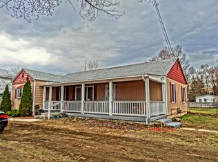 46 Luzerne Rd, Queensbury, NY 12804