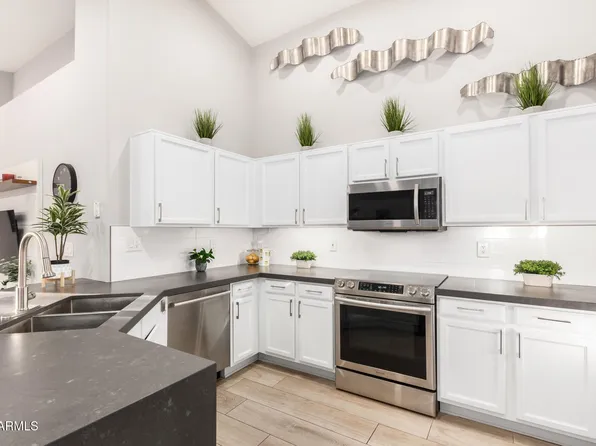 3600 S HOLLYHOCK Place, Chandler, AZ 85248